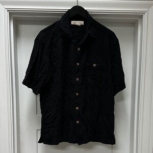 Island Republic 100% silk Black Casual Button Down Shirt size large
